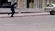لحظه دیدنی سرقت مسلحانه از بانک ملت شعبه دانش آموز مشهد