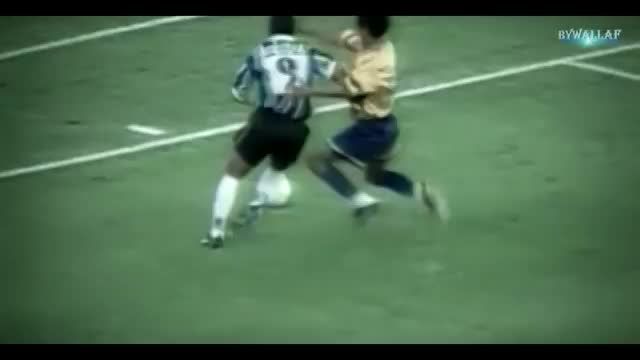 Ronaldinho Dribbling - Impossible to Forget HD