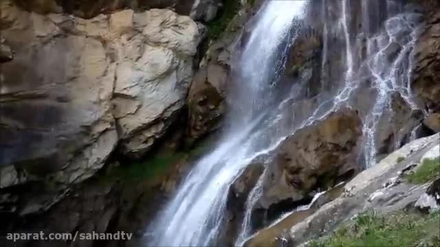 آبشار روستای گلوسنگ در شهرستان کلیبر آذربایجان شرقی