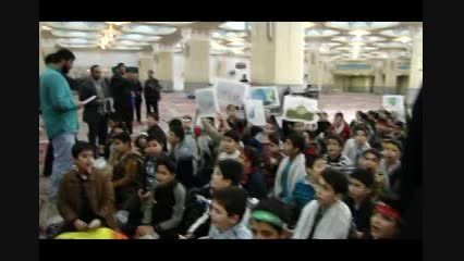 کلیپ تصویری سرود دانش آموزان در مرقد مطهر امام راحل
