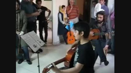 دانیال ذوالفقاری هنرجوی گیتار پرشا صالح-آموزشگاه موسیقی