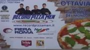 پخت بزرگترین پیتزا بدون گلوتن در ایتالیا -