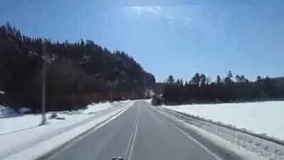 ماشین سواری در مرزهای کانادا و آمریکا با آهنگ حسن زیرک