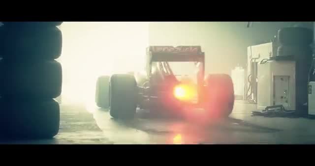 رکورد پرش تریلی و لوتوس F1