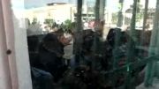 کتک خوردن دستفروش مترو توسط ماموران نیروی انتظامی