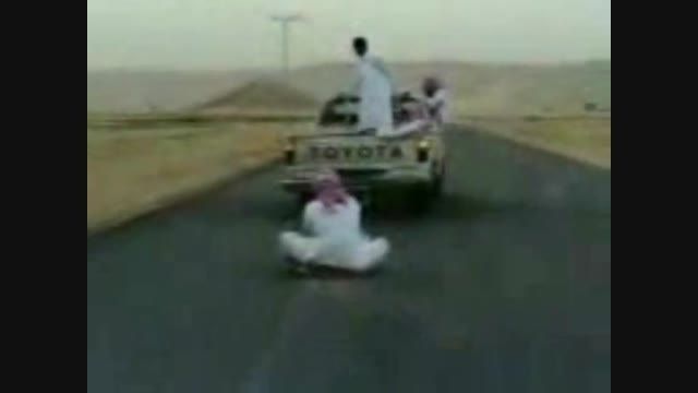 تایر سواری عربها روی جاده!!حتما ببینید