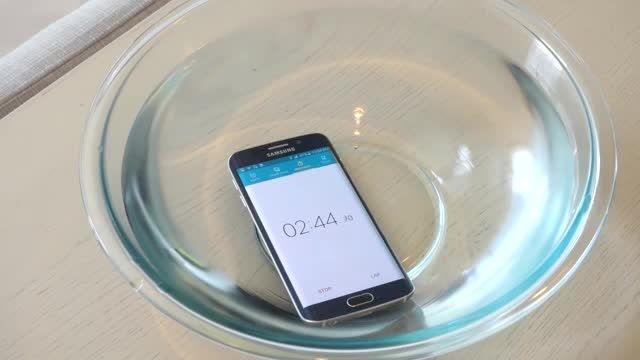 Samsung Galaxy S6 ضد آب