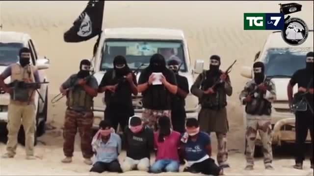 جنایات  داعش - اعدام (سر بریدن) 4 مصری به اتهام جاسوسی