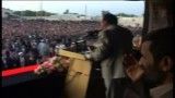 لحظه ورود احمدی نژاد به استادیوم در سفرهای استانی