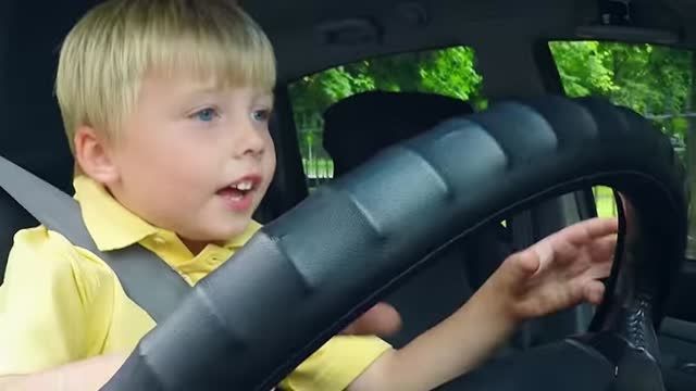 دوربین مخفی (کودک راننده)