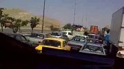 تصادف کامیون و قیچی کردن در ایران