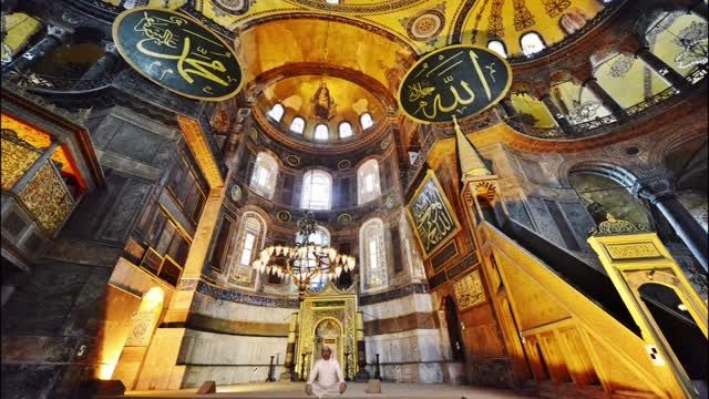 قرآن نبا با نمای محراب و مسجد