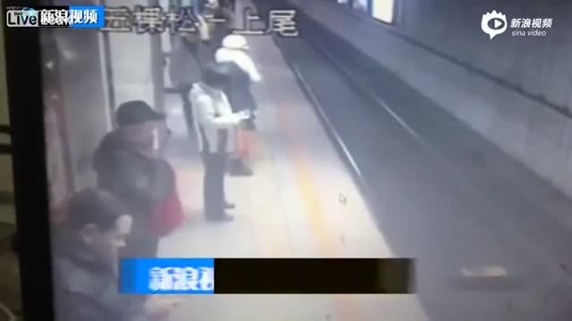 خودکشی وحشتناک - له شدن زیر قطار
