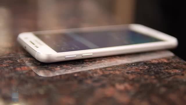 نقد و بررسی کامل Galaxy S6 Edge - فروشگاه جامینوم