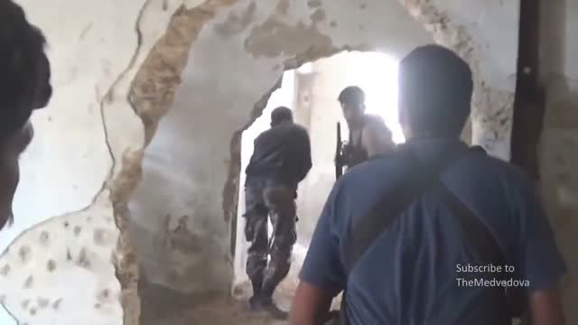RPG زن قهار تروریست هدف قرار دادن تانک ارتش سوریه