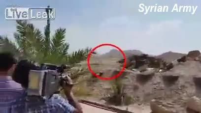 اولین شلیک برق آسای راکت جدید ارتش سوری به قلب پالمیرا
