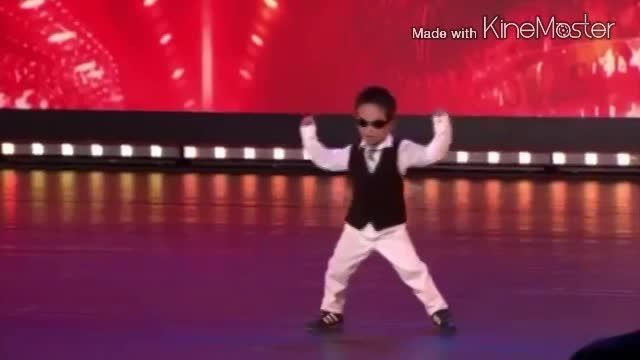 رقص کامل gangnam style بچه 4 ساله در مسابقه x factor