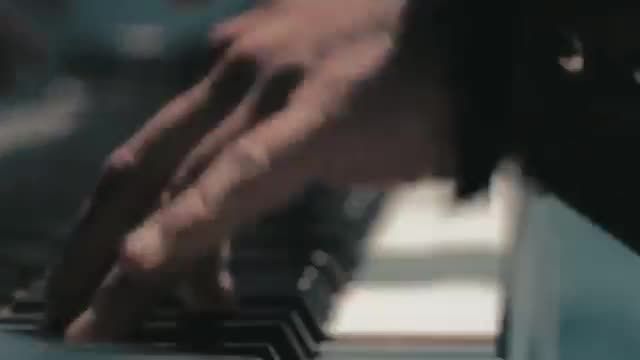 تکنوازی پیانو (Jarrod Radnich) موسیقی فیلم