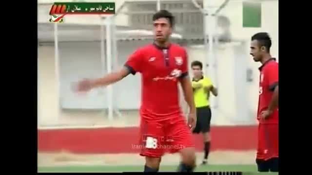 سوتی عجیب داور در مسابقه فوتبال در ایران!