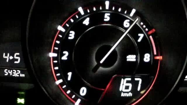Mazda 3 2014 Skyactive-G 165 - acceleration 0-220 km/h