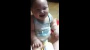بچه خوش خنده