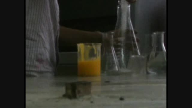 فیلم علمی علی هوشیاری ساخت صابون