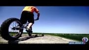 دوچرخه سواری بر لبه دیوار مرگ