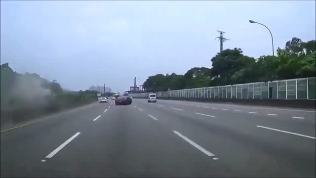 حادثه آفرینی راننده احمق فراری