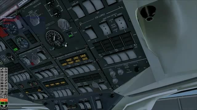 آموزش پرواز با هواپیمای BAe-146