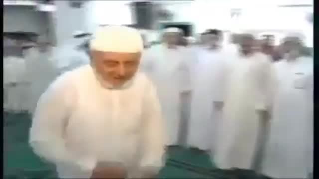 دیوانه بازی عرب تو مسجد حتما ببینید خخخ