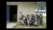 حمله سربازها ب توالت :D