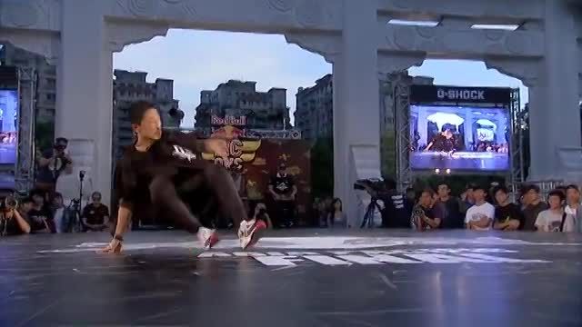 Just Fit vs Blond - Quarterfinals - Red Bull BC One