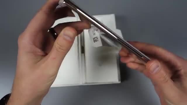 LG V10 Unboxing and Tour