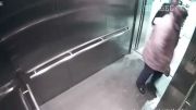 خودزنی مامور پلیس در آسانسور