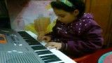 نواختن آهنگ ملوس با پیانو