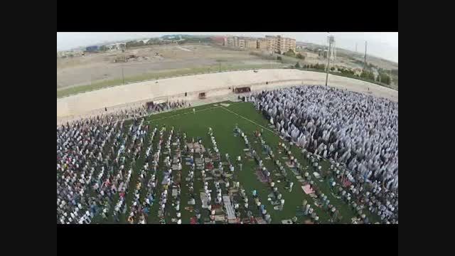فیلمبرداری از نماز عید فطر با بالگرد