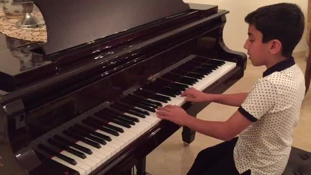 پیانو نوازی بی نظیر متین كاظمی