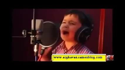 آهنگ زیبا از کودک افغان