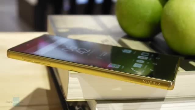 بررسی تخصصی فون آرنا از Sony Xperia Z5 Premium