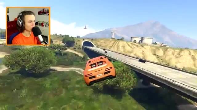 FLYING CARS MOD (GTA 5 Mods Funny Moments)