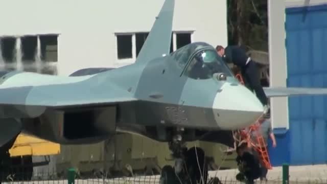 استال ومانور فوق العاده T-۵۰روبات پرنده روس ها!!