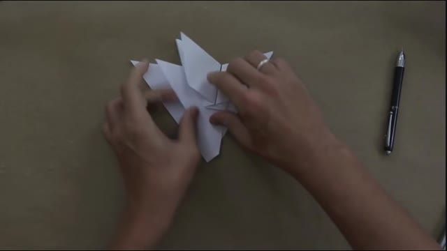 ساخت هواپیمای F15 با کاغذ A4
