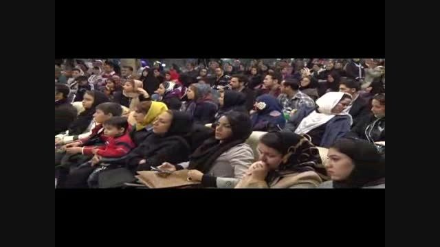 اجرای صلوات خاصه امام رضا(ع) توسط گروه سرود همدم