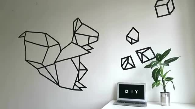 DIY دکور اتاق با نوارچسب طرح دار