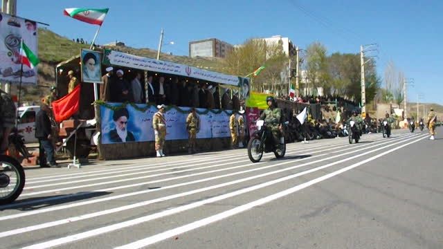رژه روز ارتش در مرند