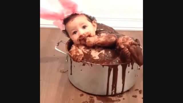 بچه شکلاتی...خخخخ