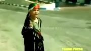 دختر 5ساله در مقابل سربازان اسرائیل!!!!!!