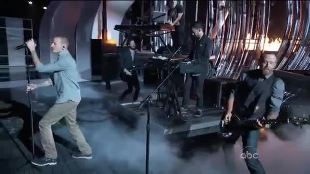 (Linkin Park - Burn It Down (Live Performance