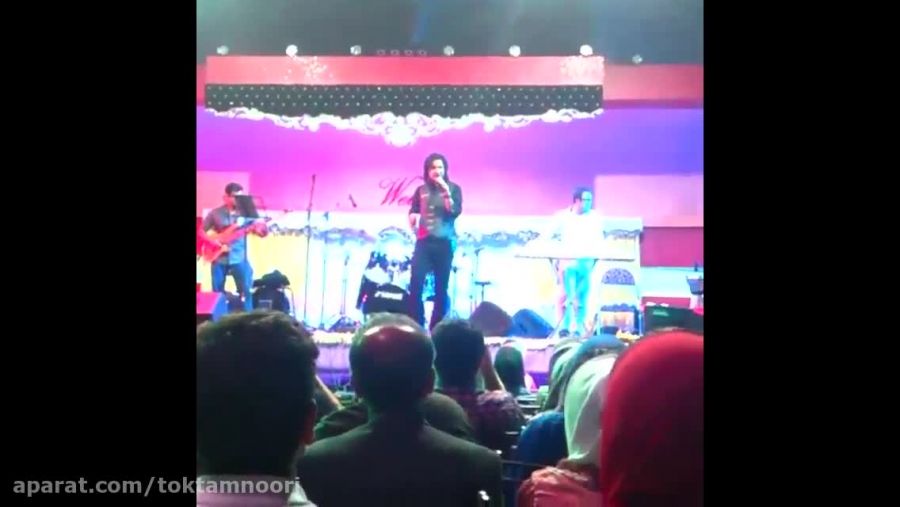 ..::کنسرت محسن یگانه بازم بخند::..