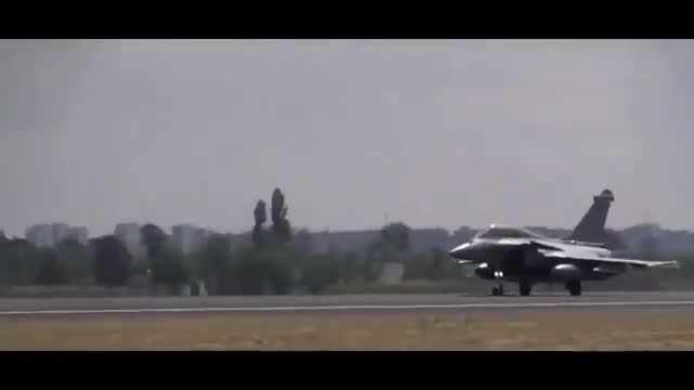 Dassault Rafale MRCA Crazy Maneuvers